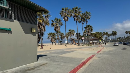 Enlarge photo 58