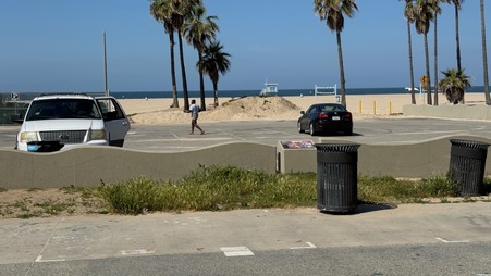 Enlarge photo 147