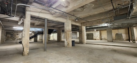 Enlarge photo 16