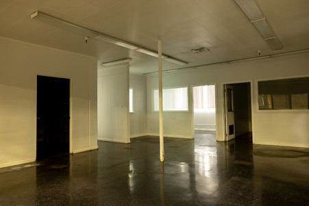 Enlarge photo 21