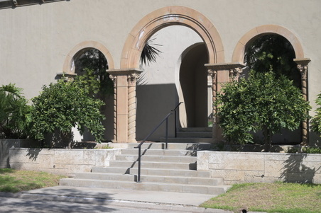 Enlarge photo 52