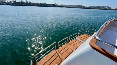 Enlarge photo 24