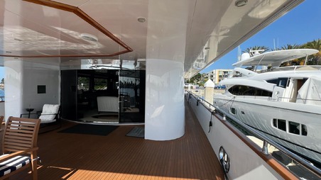 Enlarge photo 26