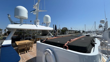 Enlarge photo 38