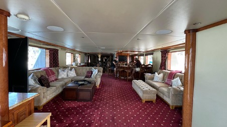 Enlarge photo 54