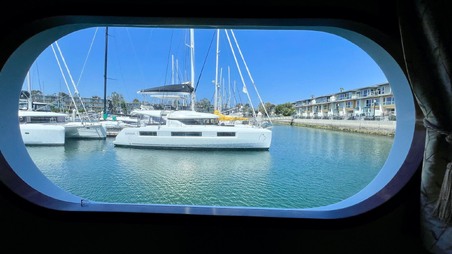 Enlarge photo 68