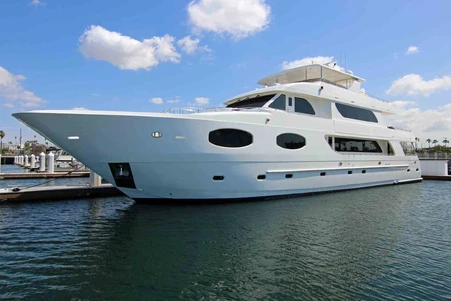 YACHTS