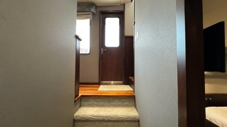 Enlarge photo 25