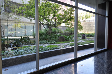 Enlarge photo 22