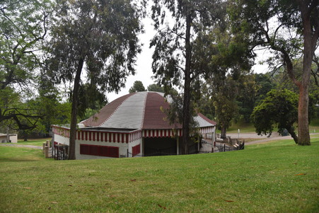 Enlarge photo 2