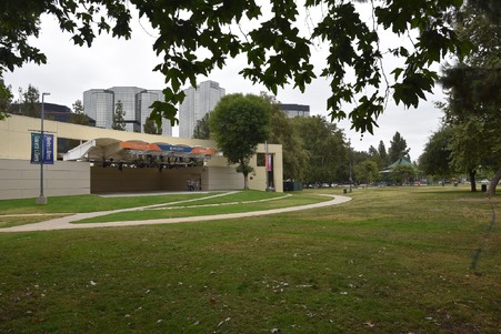 Enlarge photo 38