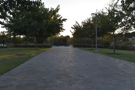 Enlarge photo 27