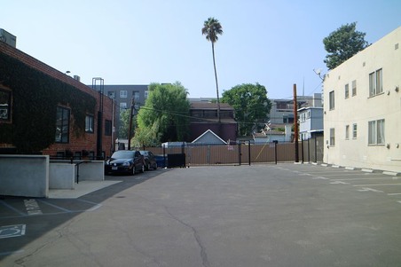 Enlarge photo 28