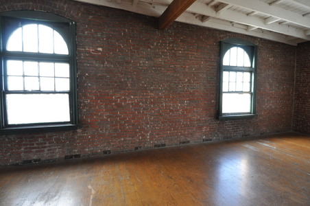 Enlarge photo 59