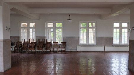 Enlarge photo 24