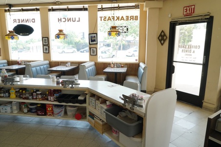 Enlarge photo 35