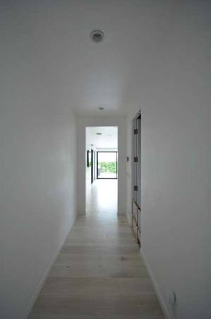 Enlarge photo 38