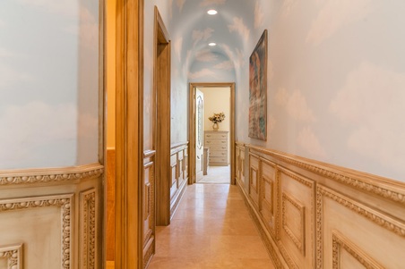 Enlarge photo 46