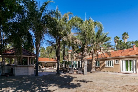 Enlarge photo 39