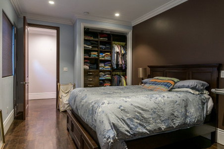 Enlarge photo 42