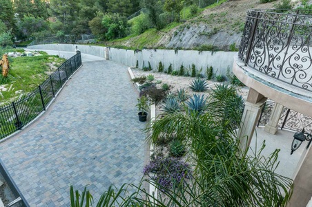 Enlarge photo 55