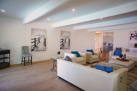 Enlarge photo 53