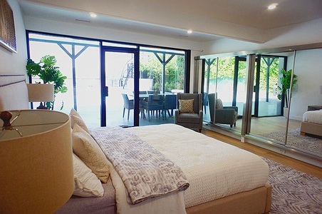 Enlarge photo 47