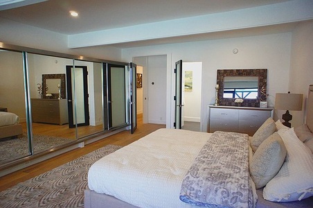 Enlarge photo 46