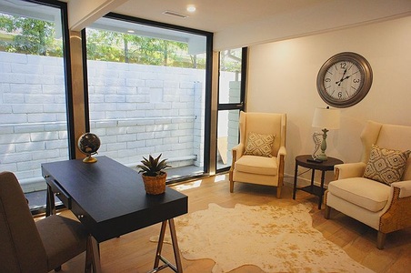 Enlarge photo 36
