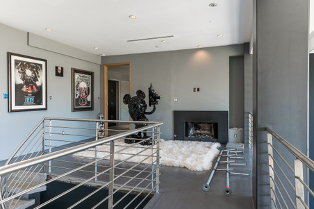 Enlarge photo 38