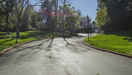 Enlarge photo 38