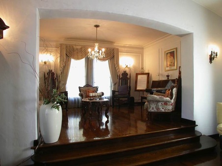 Enlarge photo 10