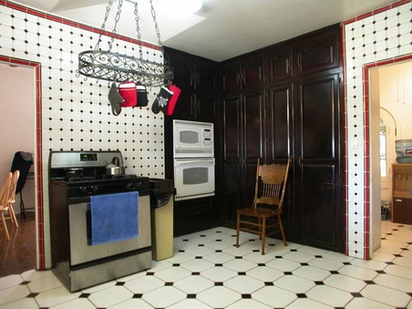 Enlarge photo 19