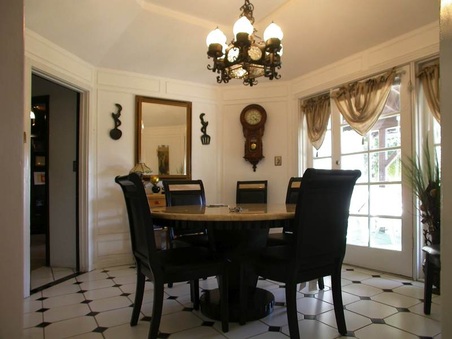 Enlarge photo 24