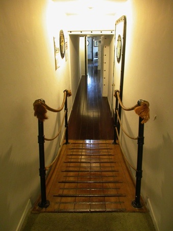 Enlarge photo 38