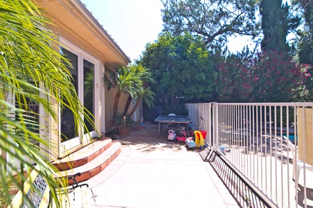 Enlarge photo 129