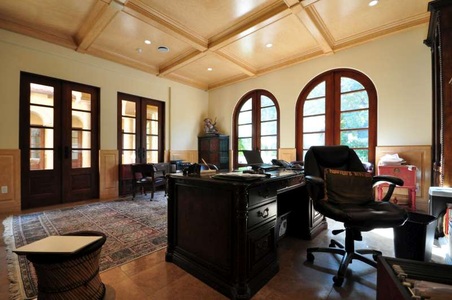 Enlarge photo 33