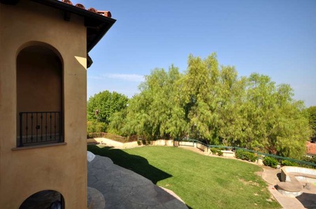 Enlarge photo 80