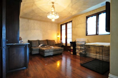 Enlarge photo 92