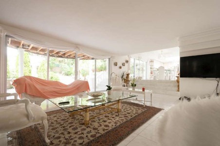 Enlarge photo 31