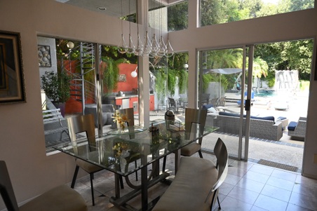 Enlarge photo 56