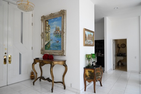 Enlarge photo 24