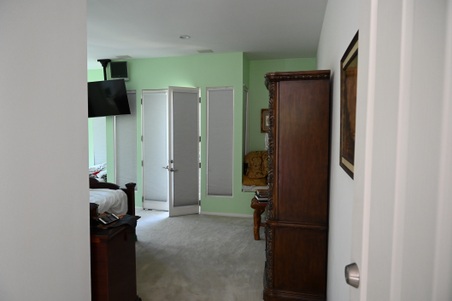 Enlarge photo 69