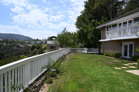 Enlarge photo 34