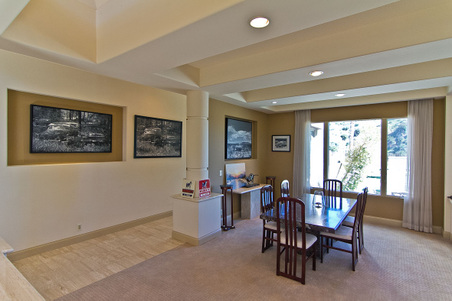 Enlarge photo 49