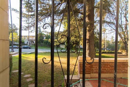 Enlarge photo 36