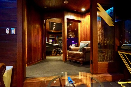 Enlarge photo 40