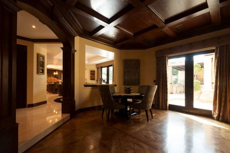 Enlarge photo 34