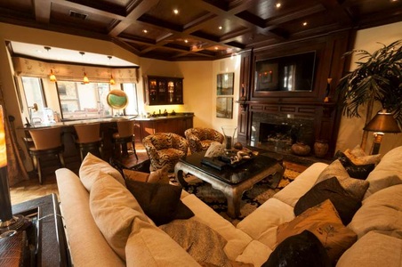 Enlarge photo 38