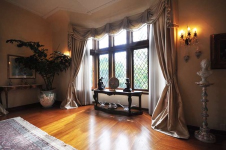 Enlarge photo 16